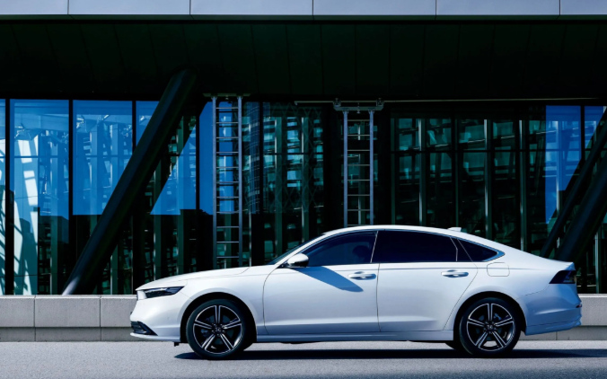 SUV sevdasına inat geri döndü: Honda efsane modelini eller serbest sürüşle yeniledi - Resim: 8