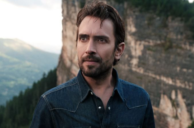 İrem Haznedar'dan aşk sorusuna kaçamak cevap: “Bulursanız kendisine sorun” sözleri olay yarattı - Resim: 8