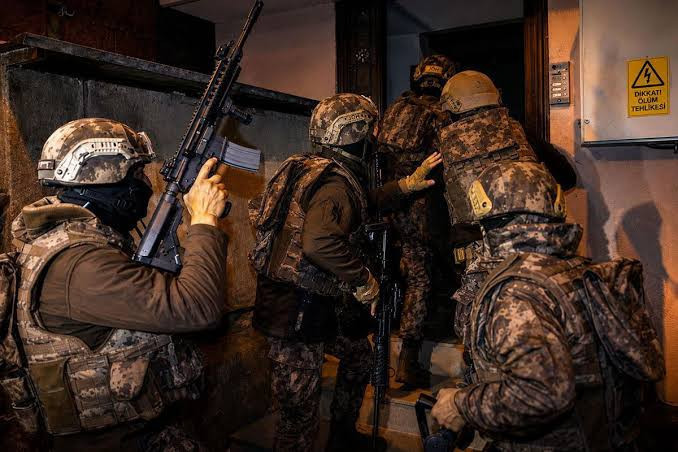 NATO operasyonlarının bilançosu ortaya çıktı: 668 kişi gözaltına alındı, 179 kişi tutuklandı - Resim : 2