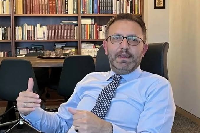 Fon soruşturmasında yakalama kararı bulunan Nusret Altınbaş teslim oldu - Resim : 3