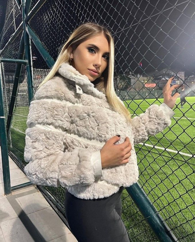 Elif Karaarslan yeni mesleğiyle servet kazanıyor: Hakemlikten ihraç edilmişti... - Resim: 18