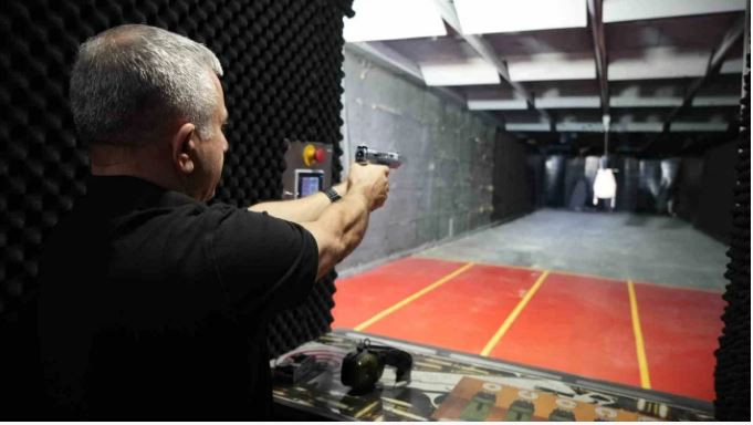 Okul saldırılarına karşı önlem: Öğrenciler için kurşun geçirmez çanta üretildi - Resim : 2
