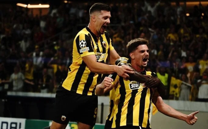 AEK, Şampiyonlar Ligi'ne galibiyetle başladı: LASK'ı tek golle geçti - Resim : 1