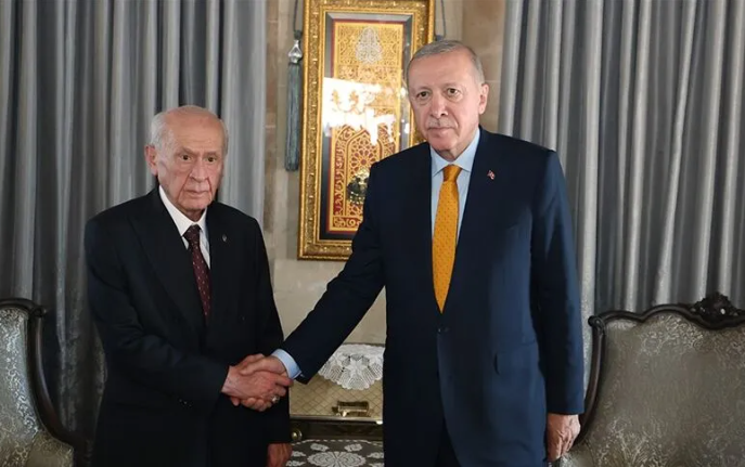 Erdoğan ve Bahçeli arasında seçim krizi - Resim: 8