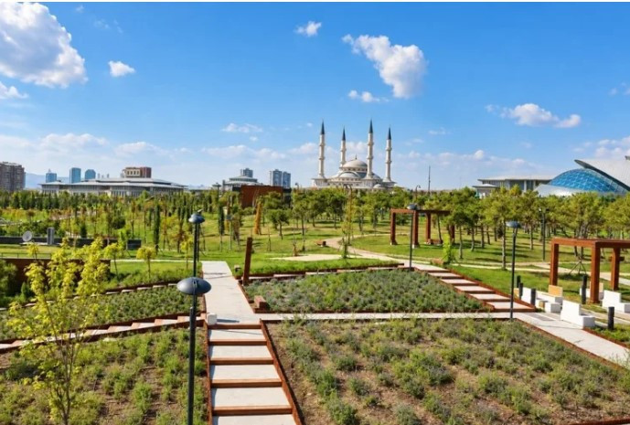 Ankara’ya 645 bin metrekarelik yeni yaşam alanı: Beştepe Millet Ormanı 29 Ekim'de açılıyor - Resim : 1