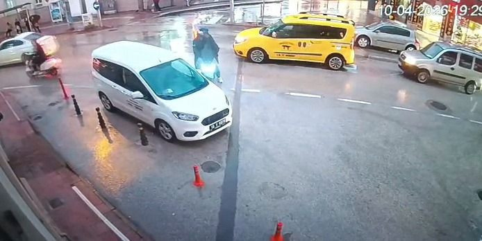 Motosikletten inip bıçakla saldırmak istedi: Cezası ağır oldu - Resim: 3
