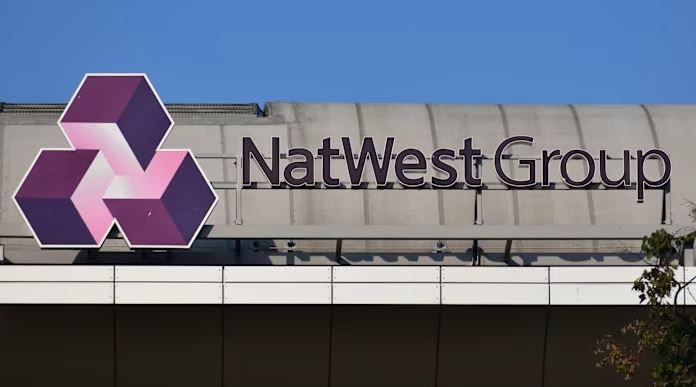 İki dev banka birleşiyor: İngiliz banka 2.5 milyar sterlin ödeyecek - Resim: 4