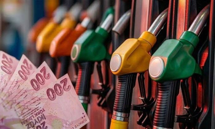 Akaryakıta 6 liradan fazla indirim gelecek: İndirim pompaya yansıyacak mı? - Resim: 1