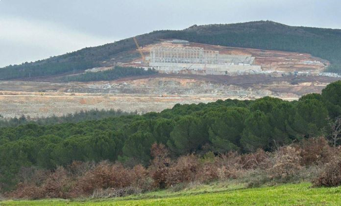 Kazdağları'nda büyük direniş: Köylülerin tarlaları kamulaştırılarak elinden alındı - Resim : 2