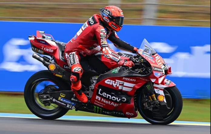 MotoGP Brezilya GP antrenmanı: Zarco lider, Marquez peşinde, Toprak podiumda - Resim : 1