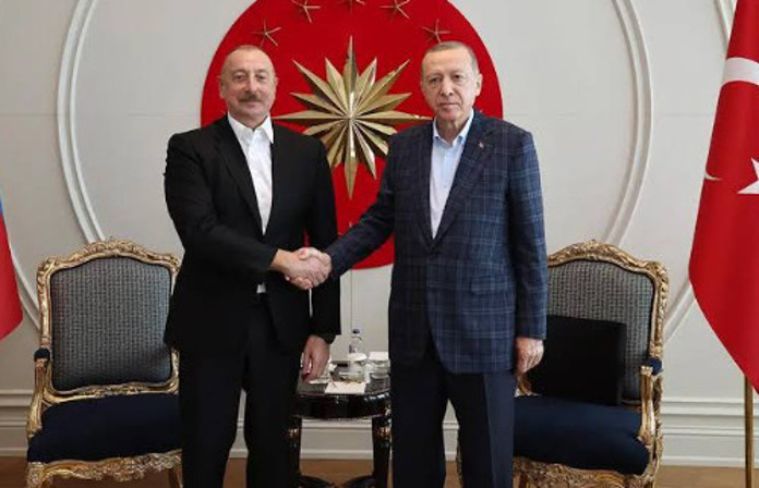 Emekli Büyükelçi Ümit Yardım: Aliyev Türkiye'ye gelmezse felaket olur - Resim : 3