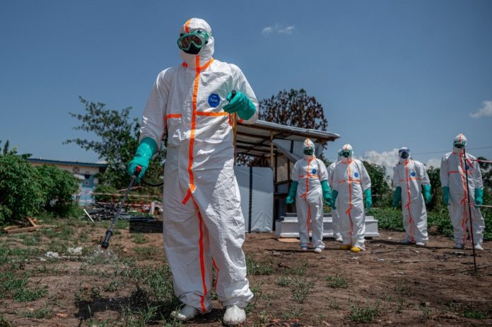 Ebola alarmı büyüyor: Vaka sayısı 5 bini aştı, ölümler 2 binin üzerine çıktı - Resim : 1
