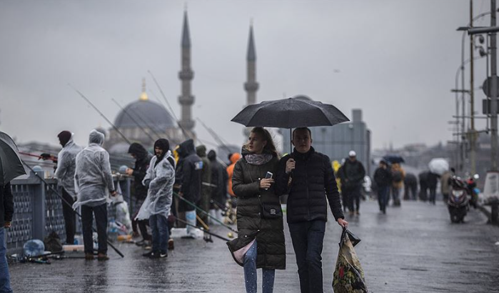 AKOM İstanbul'u saat saat uyardı, buz kesecek, sağanak yağmur sel gibi yağacak - Resim: 4