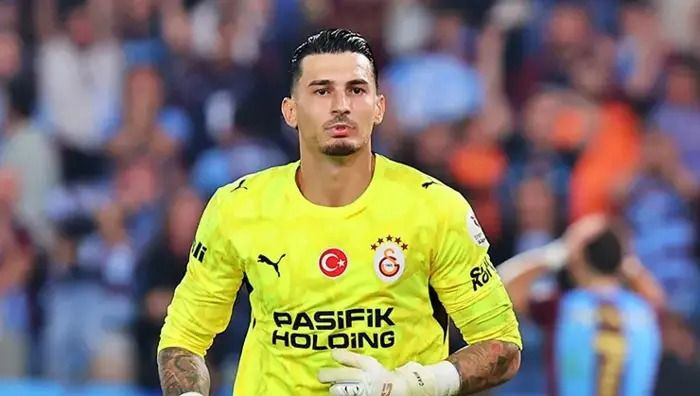 Okan Buruk yıldız oyuncuya neşteri vurdu: Yedek kulübesi yolu gözüktü - Resim: 6