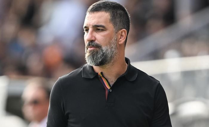 Özel jet Arda Turan için havalandı: Milli Takım'da geri sayım - Resim: 1