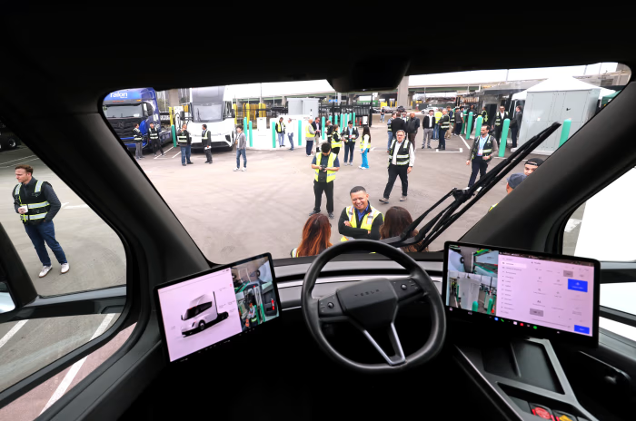 Tesla’dan ‘oyun değiştiren’ dev adım: Elektrikli TIR yollarda - Resim: 8