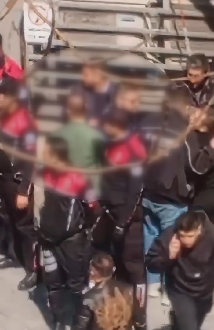 Şüpheli böyle etkisiz hale getirildi: Beşiktaş’ta plaza önü savaş alanına dönmüştü - Resim : 3