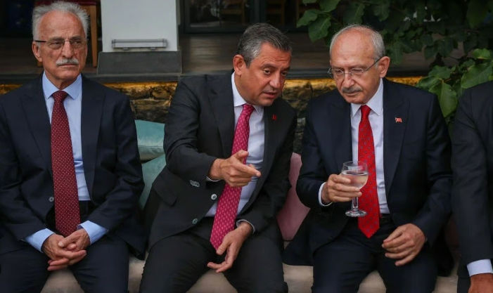 CHP'den 'yeni partiye' ilk tepki: Müslim Sarı'dan milletvekillerine çağrı - Resim: 4