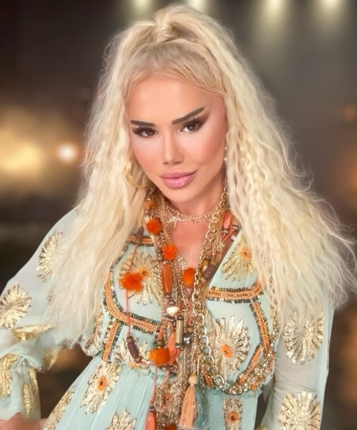 Ceylan 51 yaşında bambaşka biri oldu: 'Küçük Ceylan’dan geriye hiçbir şey kalmadı - Resim: 10