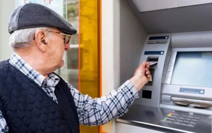 SGK ödeme takvimini açıkladı: Milyonlarca emeklinin beklediği tarihler belli oldu - Resim: 1