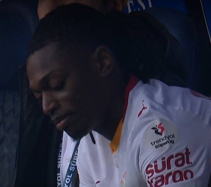 Galatasaray'da Leao oyuna girdikten 15 dakika sonra oyundan alındı - Resim : 1