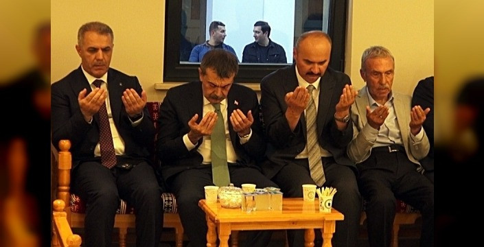 Batman’daki spor salonu faciasında Bakan Şimşek’in acı günü - Resim : 1