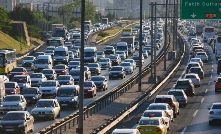 İstanbul'da trafik var mı? Avrupa ve Anadolu yakası anlık trafik durumu nasıl? (7 Eylül Pazartesi) - Resim: 7