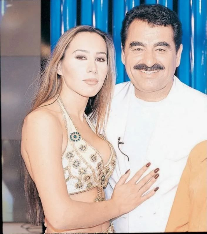 İmparator'un gözyaşları: 22 yıllık küslük yılbaşıda bitti! İbrahim Tatlıses Asena'yı görünce ağladı! - Resim: 19