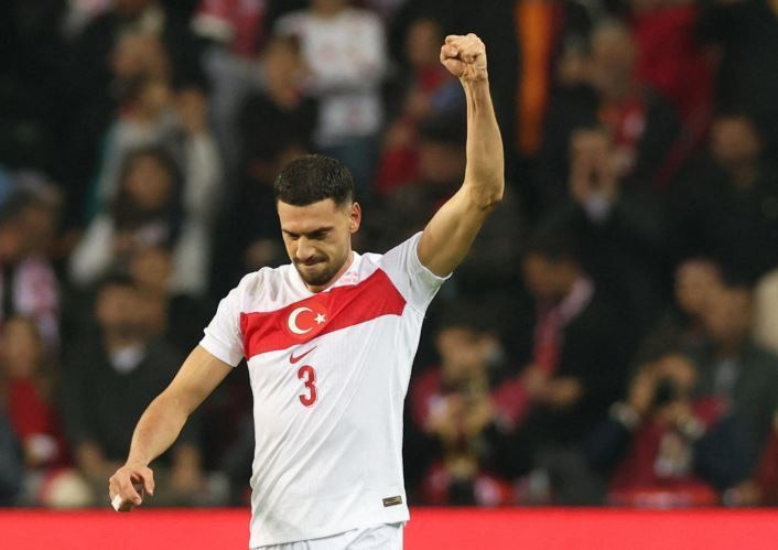 Fenerbahçe Başkan Adayı Hakan Safi gemileri yaktı: Milli yıldızla anlaştı - Resim: 3