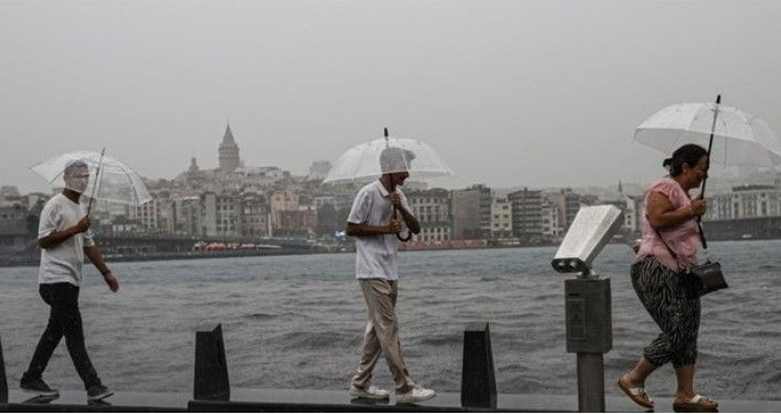AKOM saat verdi: Kuvvetli sağanak geliyor - Resim: 1