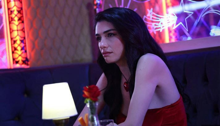 İnci Taneleri 3. sezonuyla fırtınalar estirecek “Ya oynayacaz ya oynatacaz” 4 isim birden veda ediyor - Resim: 5