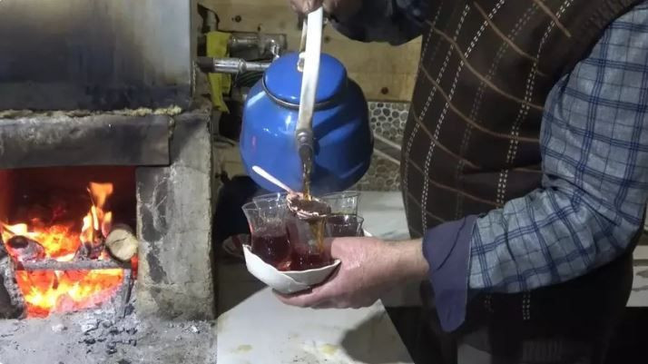 Çayın fiyatı burada senelerdir değişmiyor: 40 yıllık tarihi ve yasakları var - Resim: 1