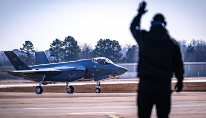 Bir NATO ülkesi daha sıfır kilometre F-35'e kavuştu: Sevinçten havalara uçtular - Resim: 5