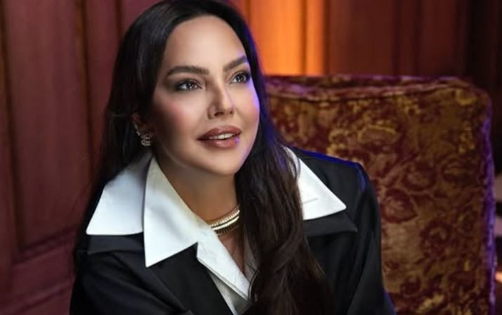 Ebru Gündeş'ten 10 milyon TL'lik değişim: Yüzünü gerdirdi son halini paylaştı - Resim: 1