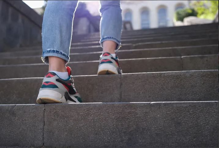 Uzmanlar uyarıyor: Bir kat merdiven sonrası soluksuz kalıyorsanız dikkat - Resim: 13