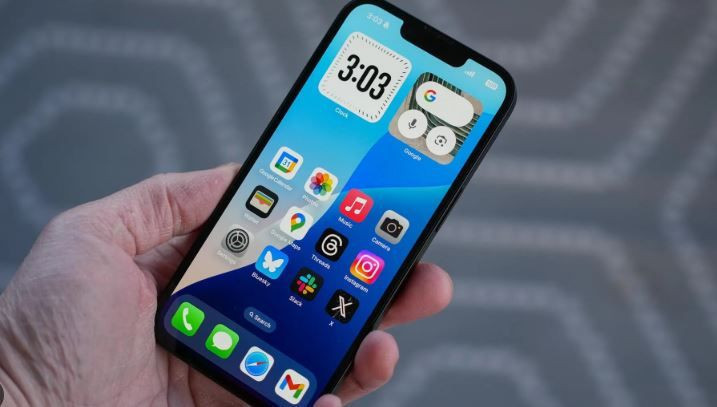 Dünyanın en çok satan telefonları belli oldu: Tahtı kimseye bırakmadı - Resim: 16