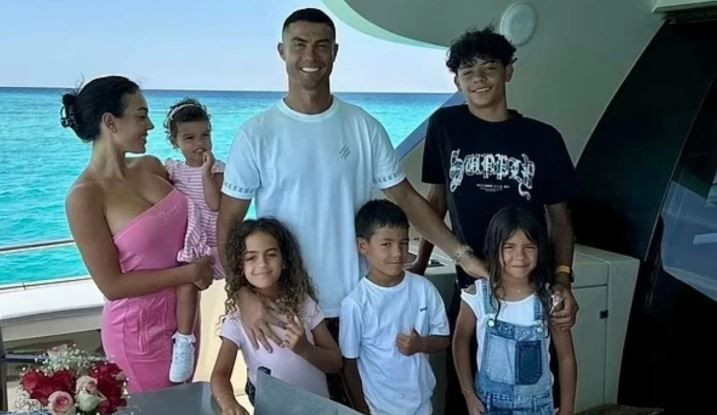 Cristiano Ronaldo'nun oğlunun annesi kim? İlk kez açıkladı - Resim: 1