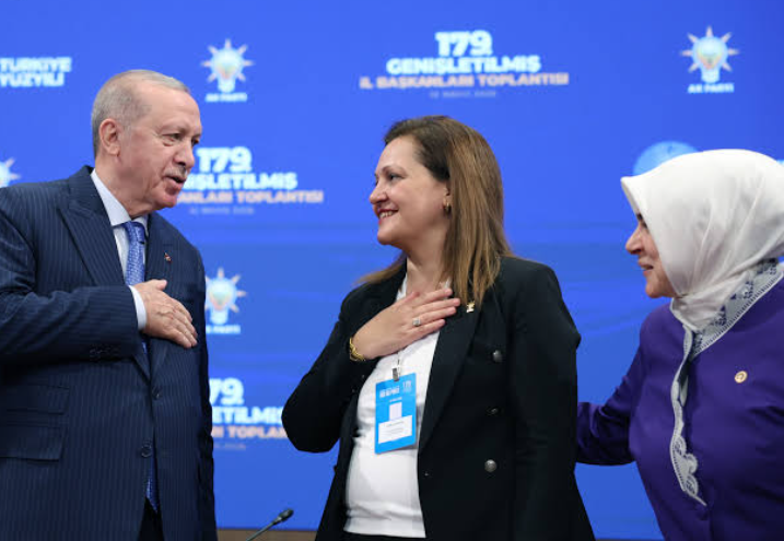 Tuzla, Şile ve Çekmeköy belediyeleri AK Parti'ye geçiyor: Erdoğan 21. CHP'liye rozet takacak - Resim : 1