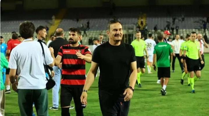 Galatasaray efsanesi Ergün Penbe’ye Uşakspor yöneticisinden saldırı - Resim: 2