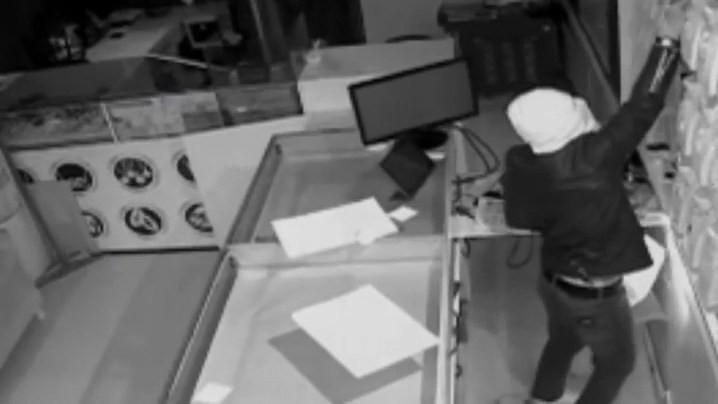 Aylar s&uuml;ren ka&ccedil;ış operasyonla bitti: Altın kemerle yakalandı - Resim : 6