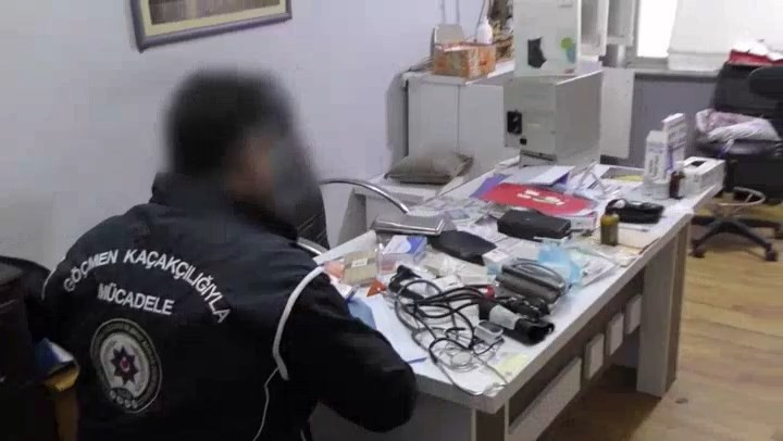Sahte diplomayla tedavi faciası: Bir kent bunu konuşuyor: Ultrason cihazından diş ünitesine kadar - Resim : 2