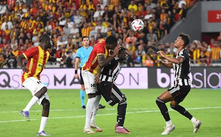 Ve Sergen Yalçın kararını verdi: Göztepe maçı ilk 11'de değişiklik - Resim: 13