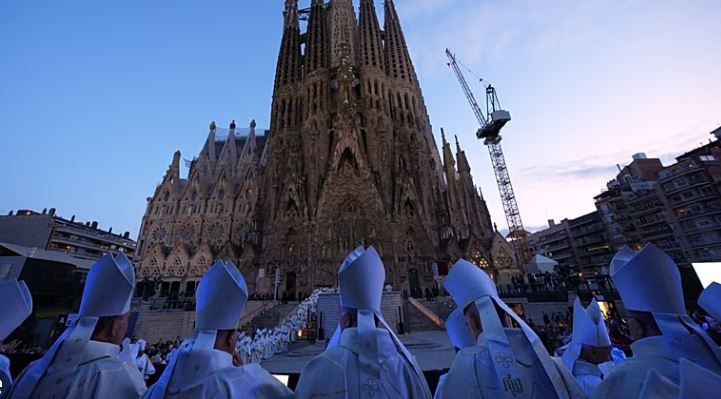 144 yıllık dev projede teknoloji devrimi: Sagrada Familia'nın kuleleri tamamlandı - Resim: 6