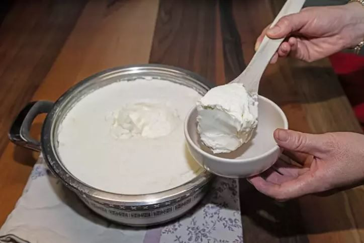 Taş gibi yoğurt mayalamanın gizli püf noktası: Yıllardır yanlış yapıyormuşuz - Resim: 5