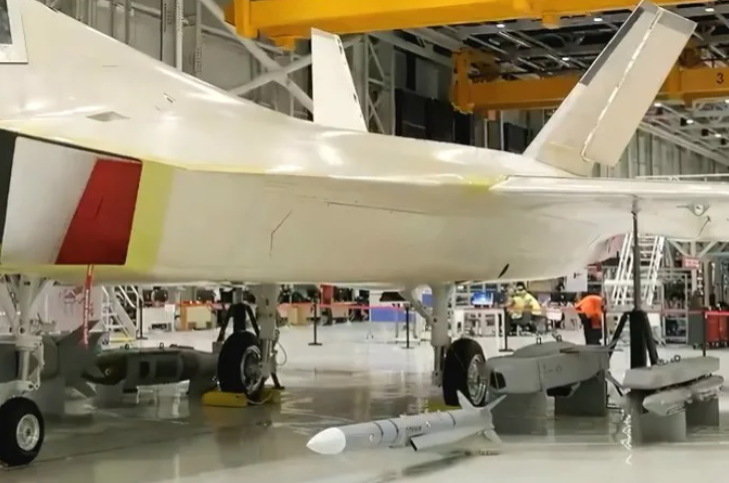 KAAN’a övgü bombardımanı: ABD’li savaş pilotları değerlendirdi - Resim: 5