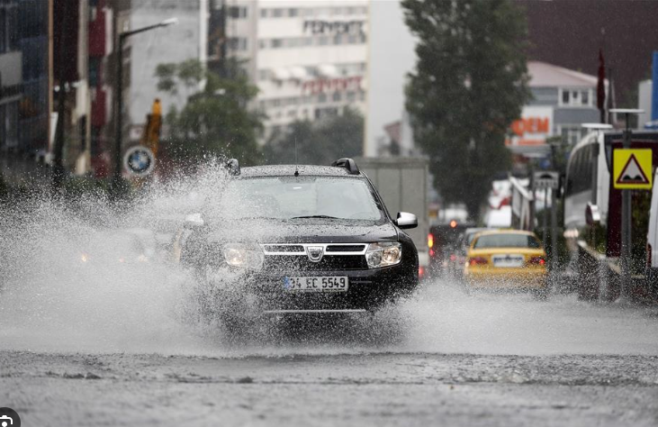 AKOM İstanbul'u saat saat uyardı, buz kesecek, sağanak yağmur sel gibi yağacak - Resim: 3
