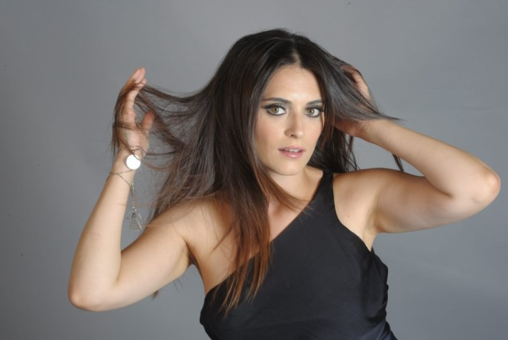 Ünlü oyuncu Aslıhan Gürbüz 43 yaşında: Kedisi Mino ile kutladı - Resim: 7