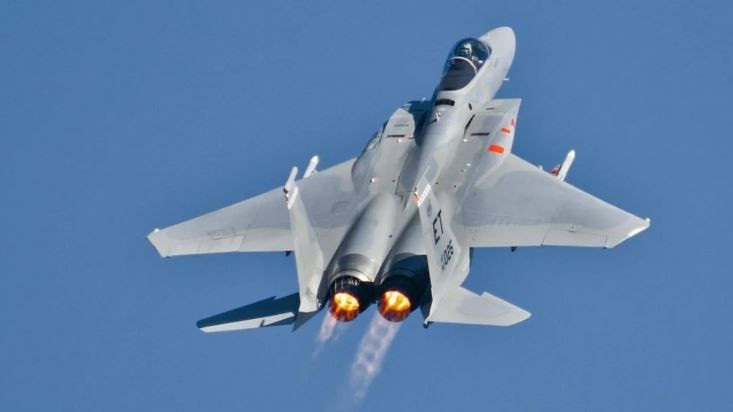 'Savaş kaybetmeyen en güçlü uçak' deniyordu: 3 günde yerle bir oldu - Resim: 3