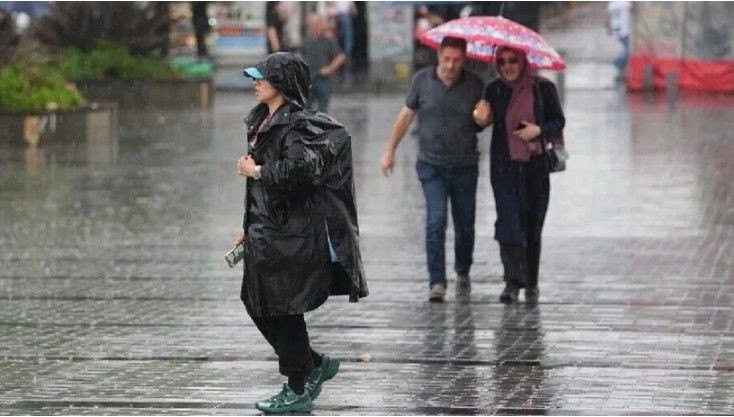 AKOM gün gün açıkladı: İstanbul’da gök gürültülü sağanak patlayacak - Resim: 7