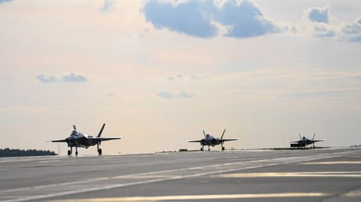Bir NATO ülkesi daha sıfır kilometre F-35'e kavuştu: Sevinçten havalara uçtular - Resim: 11
